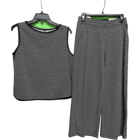 Max Studio 2 Piece Pants Set NWT Black Cream  Size Small - Picture 1 of 14